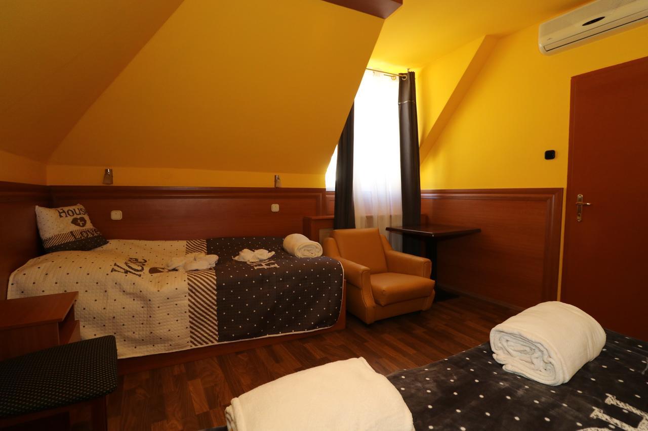 Szekelykert Panzio Bed & Breakfast Miskolc Exterior photo