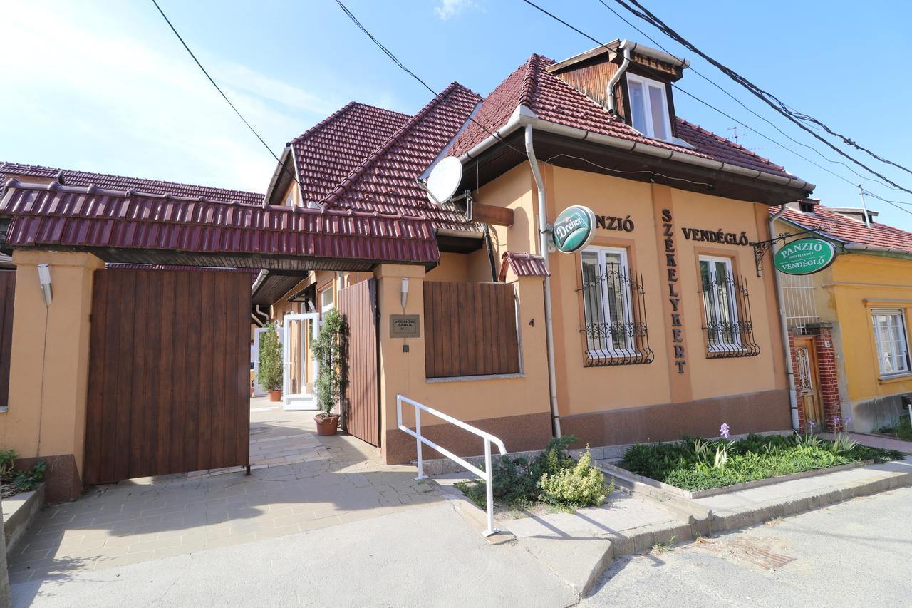 Szekelykert Panzio Bed & Breakfast Miskolc Exterior photo